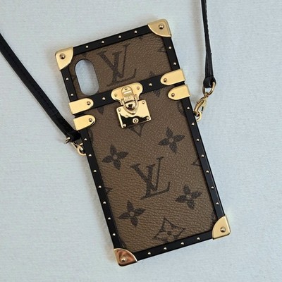 LOUIS VUITTON Monogram Reverse Eye Trunk iPhone X / Xs Case BC1109 