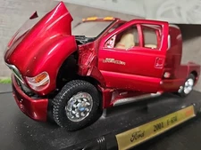 Road Signature 2001 Ford F-650 Super Crewzer 1:24 Scale Diecast Truck NO BOX