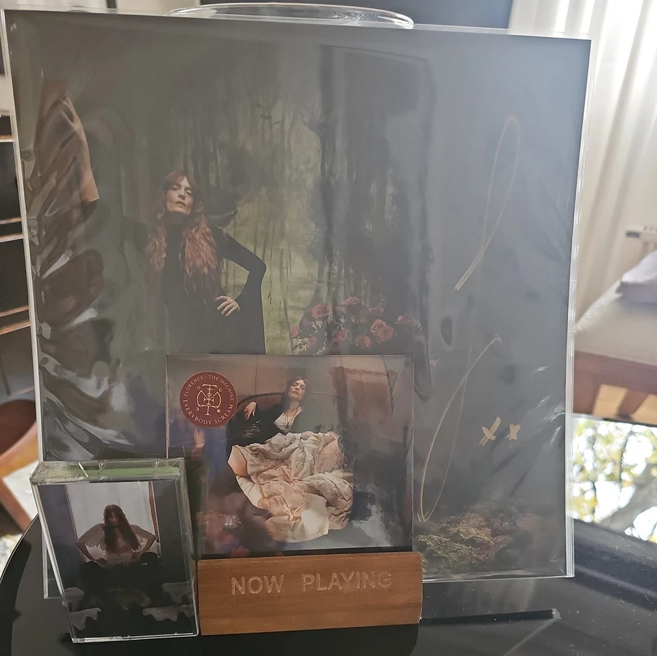 RARE Florence And The Machine : Everybody Scream SIGNED PRINT & CD & CASSETTE - Image 2 of 4