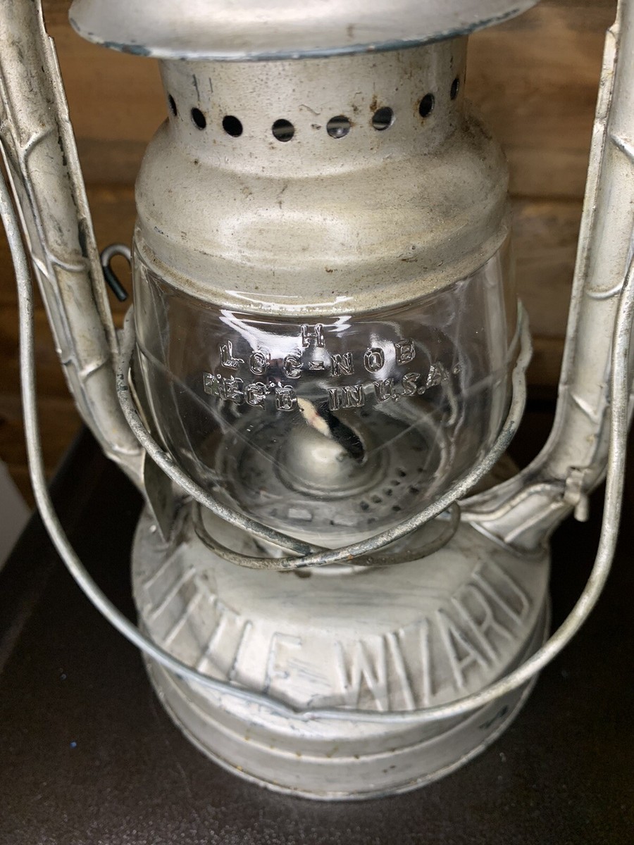 1950s Dietz Little Wizard Lantern w/ Original Globe-Leak