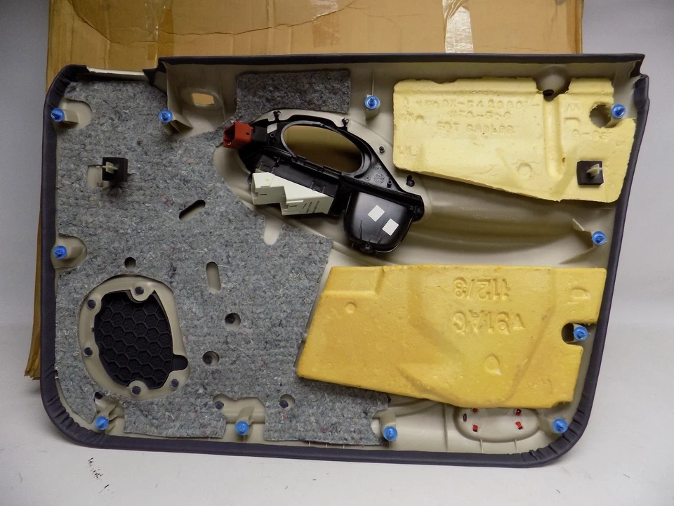 Nuevo panel de moldura de puerta Ford Taurus 1999 fabricante de equipos originales lado izquierdo cerraduras eléctricas azul denim  Foto 2 de 3