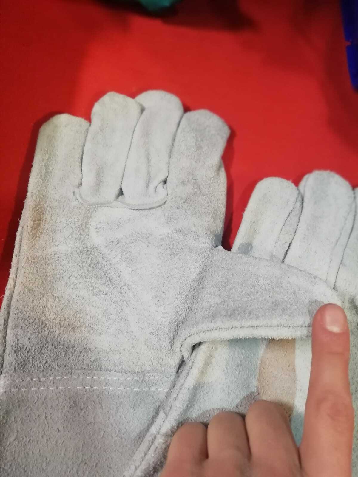 Foto 2 di 2