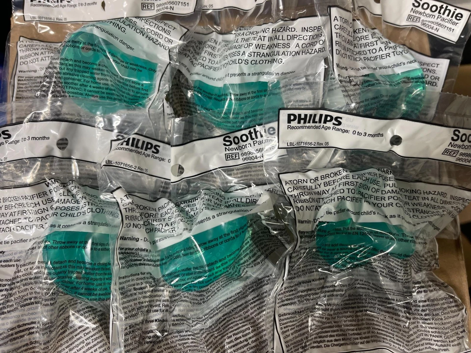 Philips Soothie Pacifier Green Newborn No Notch 0-3 Months Lot of 6
Opens in a new window or tab