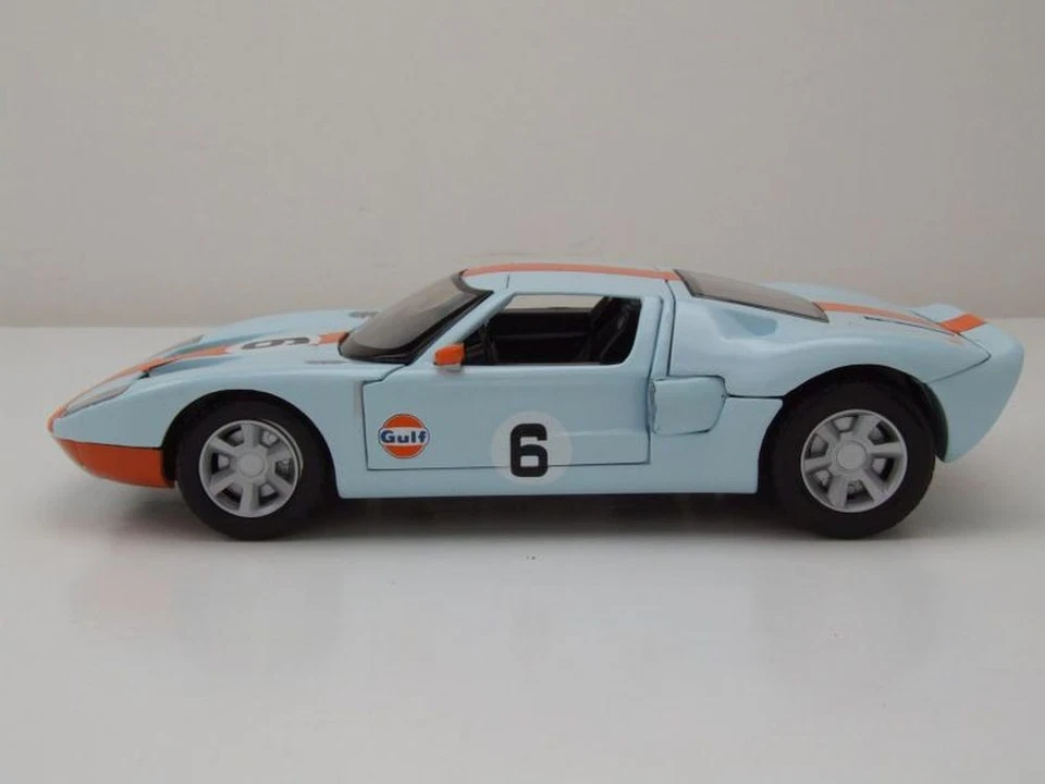 Ford GT Gulf #6 hellblau orange Modellauto 1:24 Motormax - Bild 3 von 4