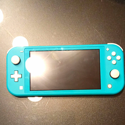 Nintendo Switch Lite Türkis 32GB Handheld-System 720p inkl. Hardcase