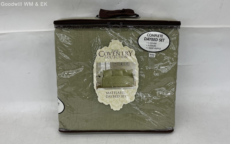 Coventry Collection Matelasse Daybed Set 5-Piece 100% Cotton Sage Green New
