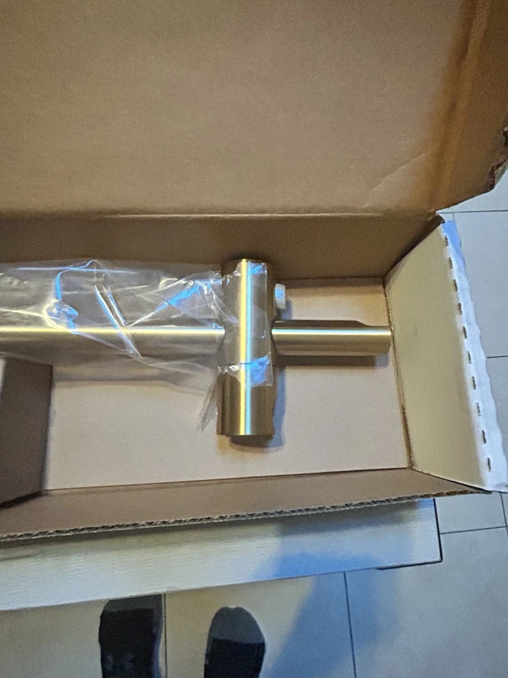 NEW Moen Slide Bar for Handheld Showerhead (Gold) - Image 4 of 4