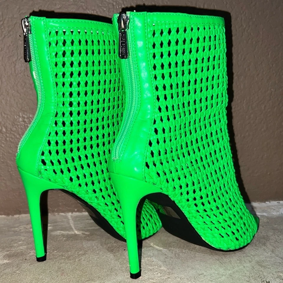 Cape Robbin Weave Peep Toe Booties w/Stiletto High Heels size 6.5 Nepn Green - Image 4 of 4