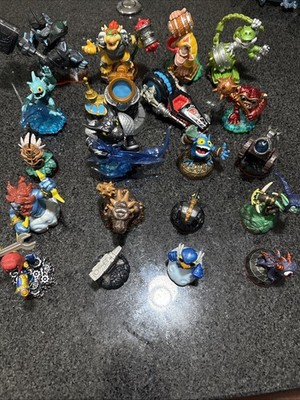 Lot of 20 Skylanders Superchargers Action Figures Excellent Activision Lot 17