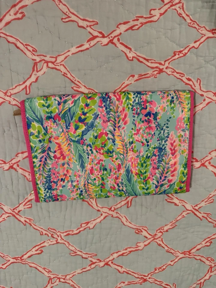 Lilly Pulitzer Hanging Travel Organizer Catch The Wave NWOT - Image 3 of 4