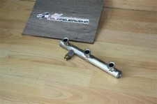 Audi A4 A5 A6 A7 A8 Q5 Q7 VW Kraftstoffverteiler Kraftstoffpumpe 06E130090F