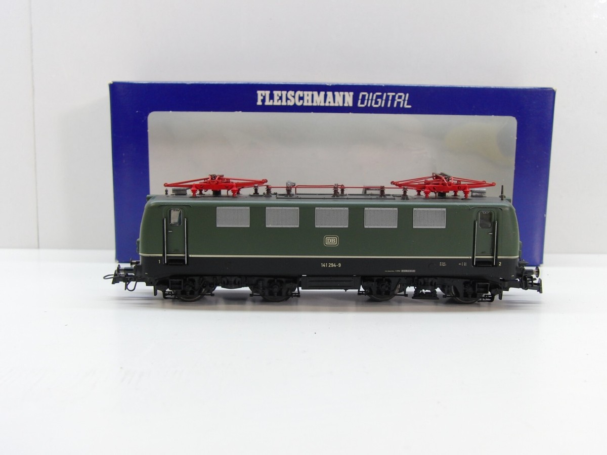 鉄道模型 HO FLEISCHMANN DB120 Class 120.1 Electric Locomotive | Maerklin US