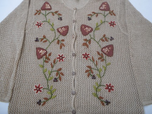 Jantzen Classics Cardigan Sweater Hand Embroidered Women Size Large Floral VTG - Picture 2 of 9