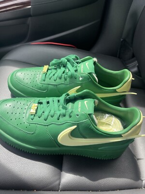 NIKE AIR FORCE  AMBUSH 