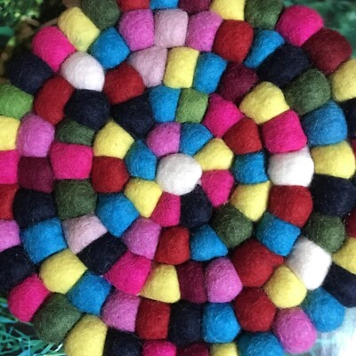 Handgefertigte 20 cm gefilzte Tischmatte/Heißtopfmatte/hitzebeständig/isolierend/Geschenke