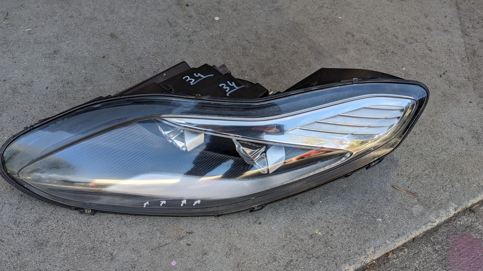 Genuine 2017-20 Aston Martin DB11 Left Headlight Complete LED LH OEM (34)