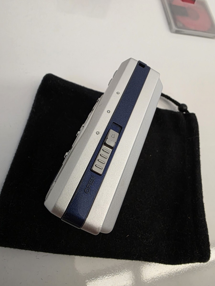 Sharp MD-MT15(S) Portable Recorder w/ NEW TDK Lucir Minidisc MD 74