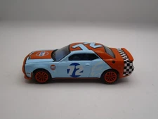 AUTO WORLD  1/64 *LOOSE* GULF DODGE CHALLENGER 2019 HELLCAT