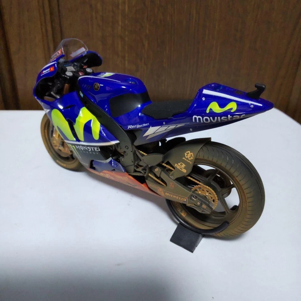 Yamaha YZRM1 MotoGP 1/12 Minichamps Maverick Vinales Used - Image 3 of 4
