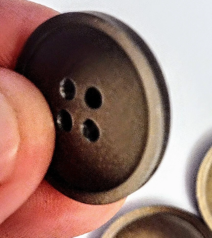 5/8" Heavy Clothing / Crafting Buttons - Image 3 of 4