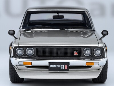 NISSAN SKYLINE 2000GT-R (KPGC110) TUNED VER. RHD SILVER 1/18 BY