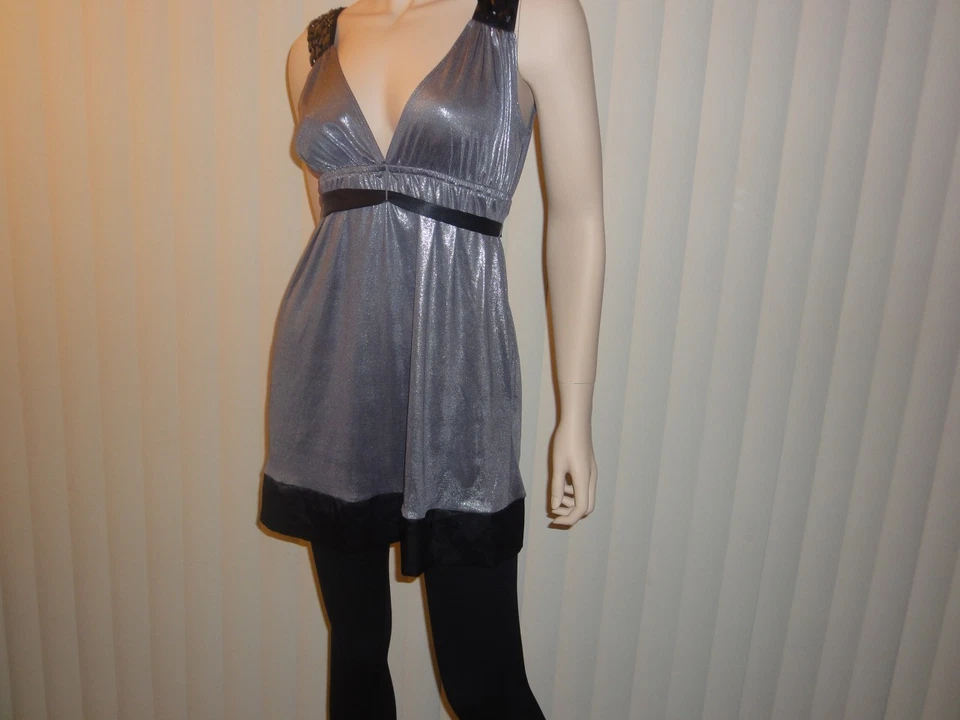SUPERBE ROBE (36) GUESS (+de 100 euros) - Photo 3/4
