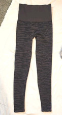 Assets By Spanx Camo Leggings Women's Size Small Seamless Stretch Skinny Leg