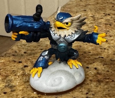 Activision Skylanders Giants Jet Vac Eagle with Gun Air Element Used