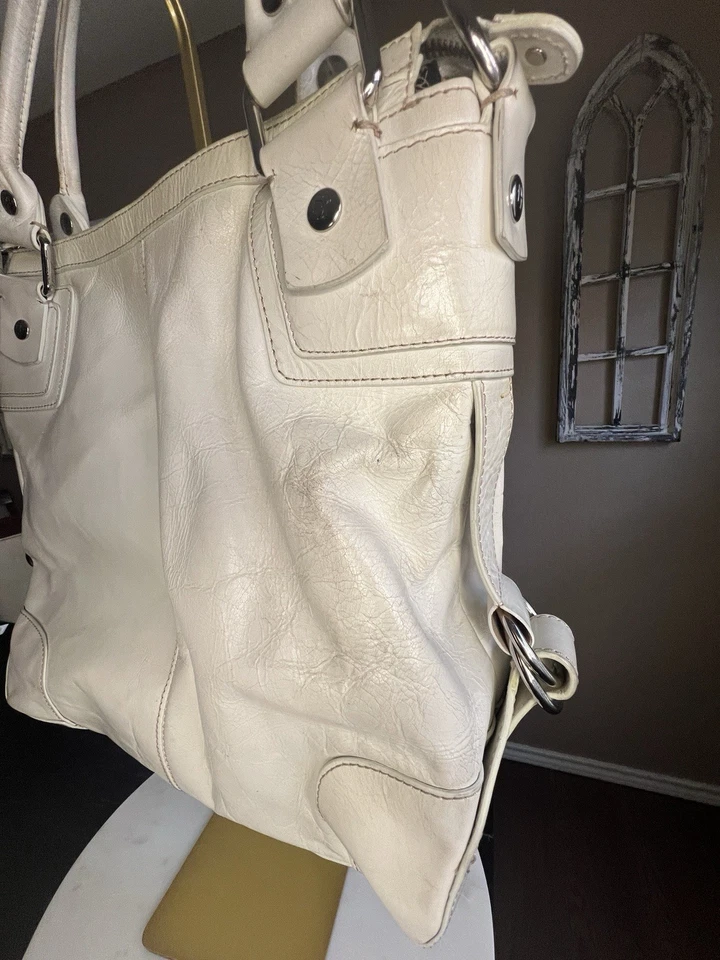 Bolso de Mano Donald Pliner Bandolera Ajustable Convertible Bolso Hobo Cuero Negro Foto 4 de 4