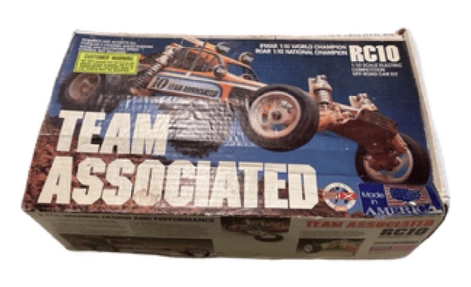 Team Associated RC10 Dune Buggy Original Box And Extra Parts Rare VTG Off Road - Image 4 of 4