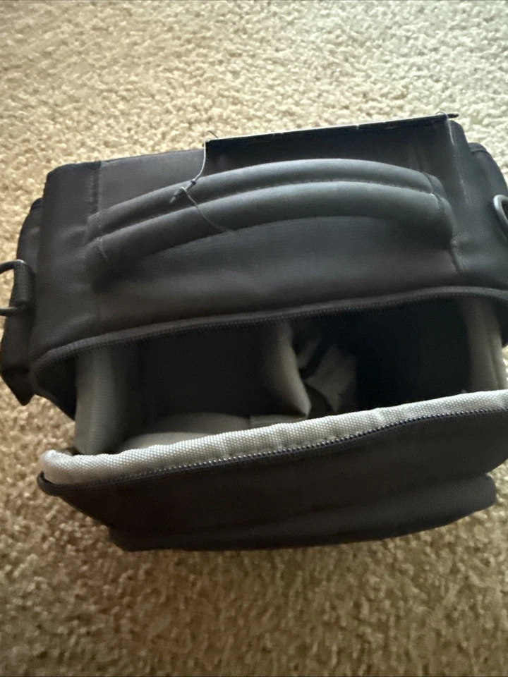 Lowepro Clips 120 Photo Shoulder Strap Bag for Digital Camcorder DSLR Mirrorless - Image 3 of 3