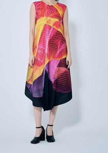 Pleats Please Issey Miyake Women's Spectrum Pleated Dress Size 5