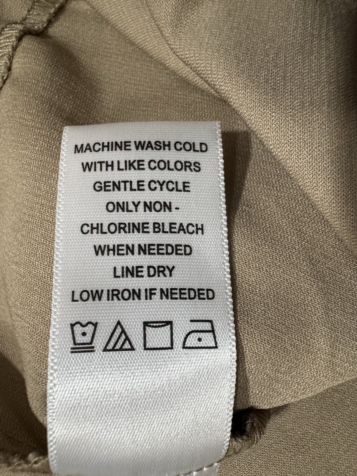 Counterparts Pants Mid Rise Crop Pull on Size M (W30xL22) Luxe Stretch Tan NWT