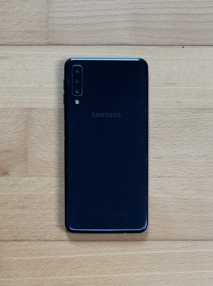 Samsung Galaxy A7 (2018) · 64GB, photo 3 sur 5