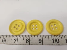 VINTAGE BUTTONS SET OF 5 BIG YELLOW  TUZ3630 LAST!