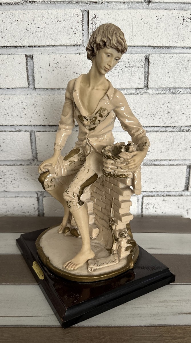 Vintage Serie Valentino By Miriam Figurines Boy With Bucket Made