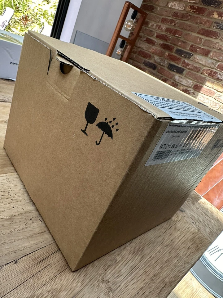 Fujitsu D2607 8-channel SAS 6Gb/s PCI-e 0/1 RAID Controller Card S26361-F3554-L8 - Image 2 of 4