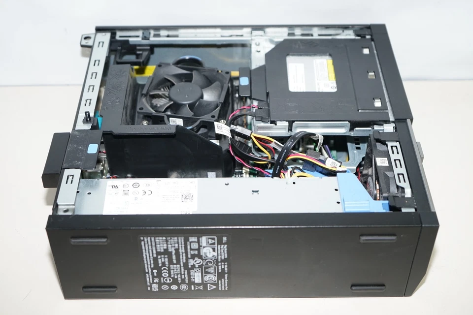 Dell OptiPlex 9020 SFF Intel i7-4790 @ 3.6GHz 8GB Ram No HD #W1774 - Image 4 of 4