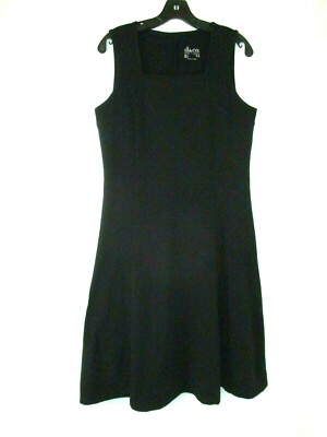 green emerald velvet dress Cinnamon Square Neck Fit & Flare Dress – Modish main image 0