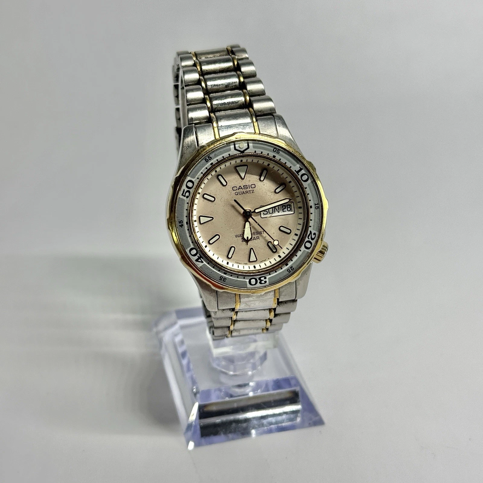 CASIO MD-715 Silver Tone Analog Women Vintage Watch W528 *WORKING