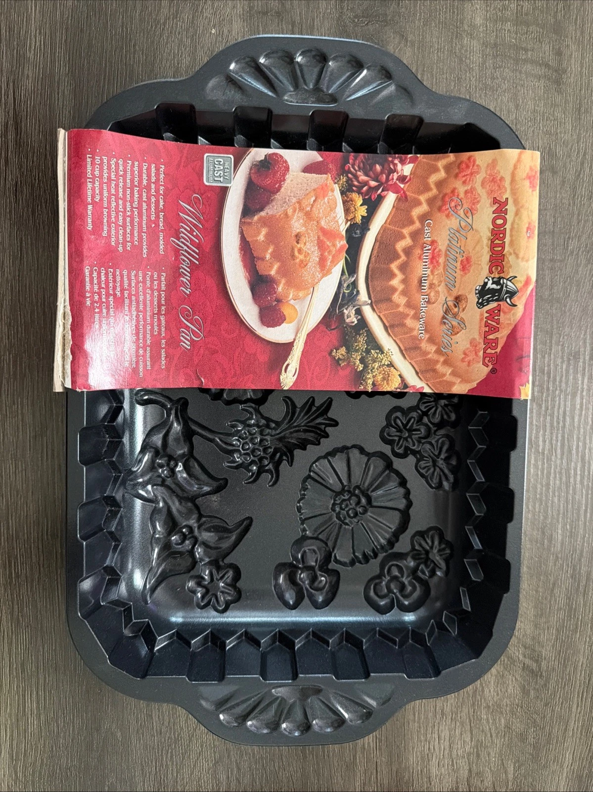 Nordic Ware Wildflower Cake Pan Platinum Collection Cast Aluminum Floral
Opens in a new window or ta