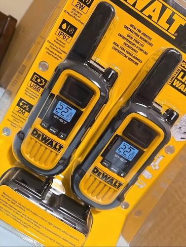 DEWALT Heavy Duty 22-Channel Two Way Radio Walkie Talkies. New - Zdjęcie 3 z 3