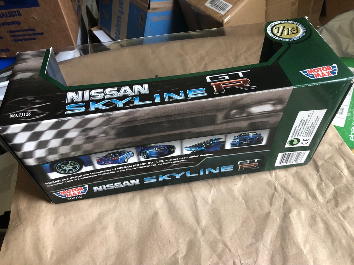 クラシックカー ミニカー コレクション 18台 RARE 73126 MotorMax NISSAN SKYLINE GT-R 1/18 Silver Grey Diecast