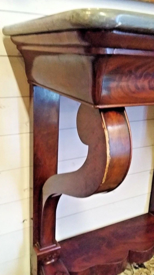 Petite console ouvrant par un tiroir en ceinture Empire en acajou 19ème - Photo 2/4