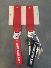 Schlüsselbrett Edelstahl Gurte Airbus BOEING Flugzeug Schlüsselboard Deko rot