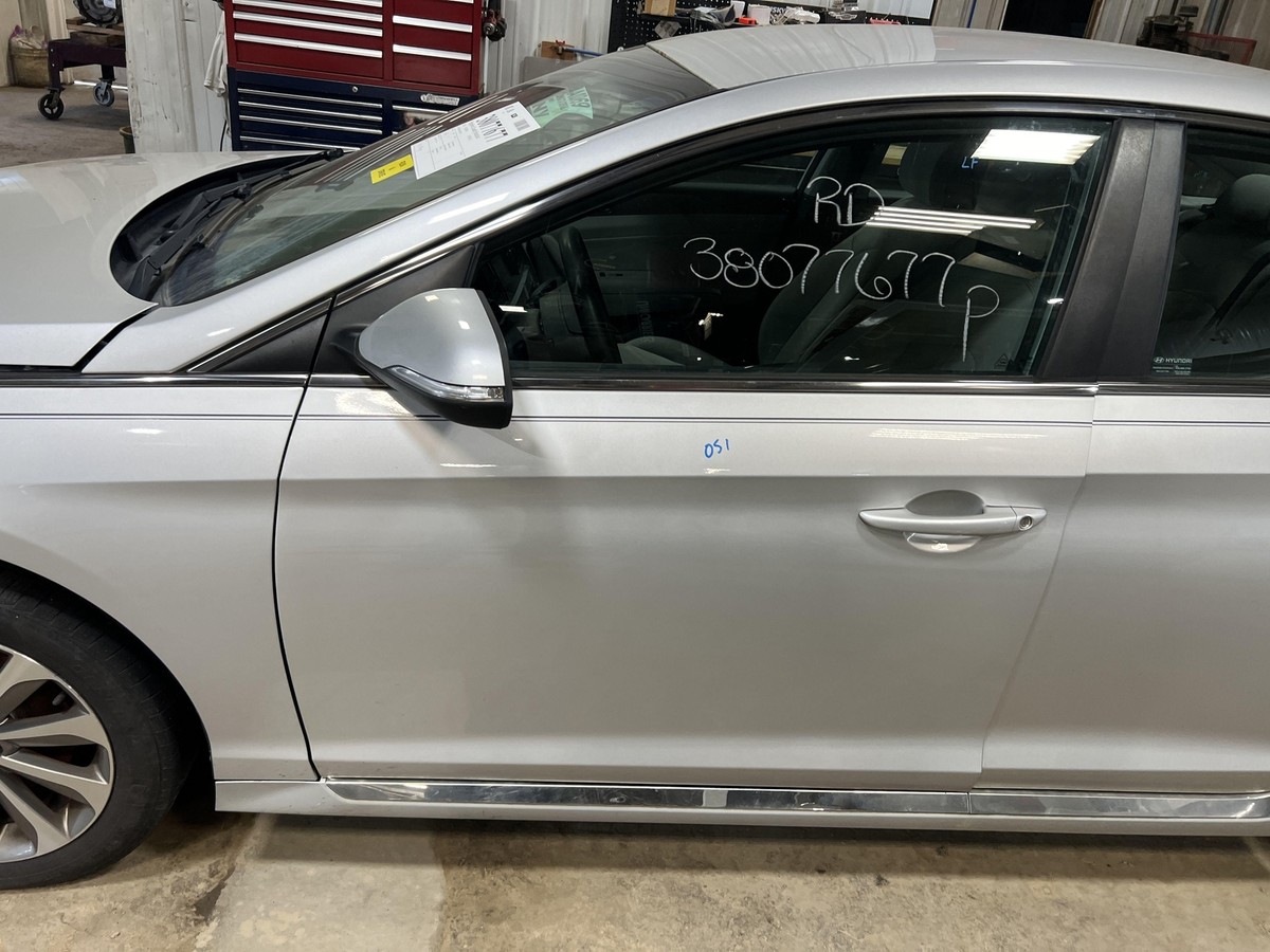 15-19 HYUNDAI SONATA 4 DR DRIVER LEFT FRONT POWER DOOR SHALE GRAY
