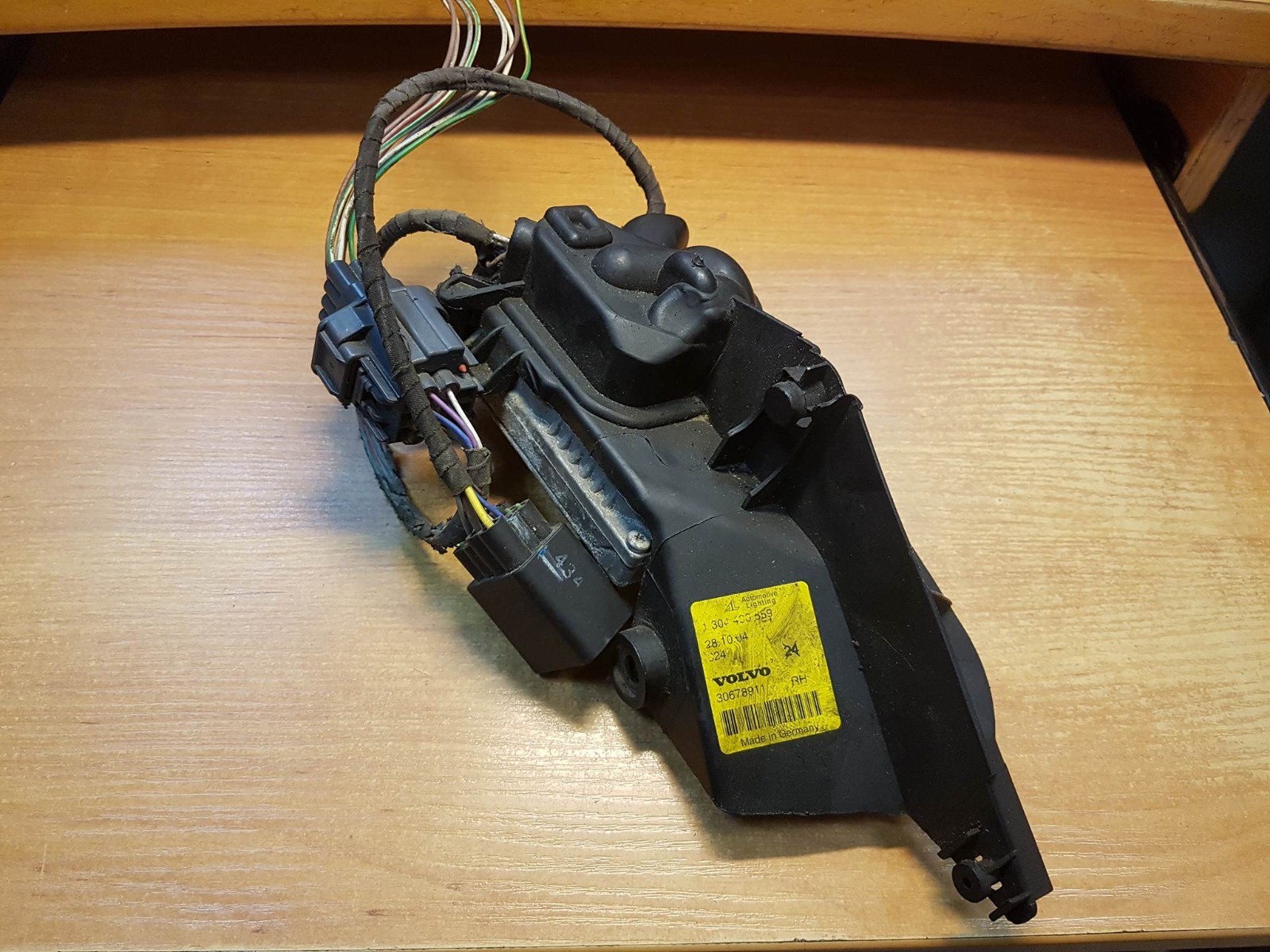 Xenon Ballast Headlight Unit Volvo S40 V50 C30 C70 1307329098 30678911