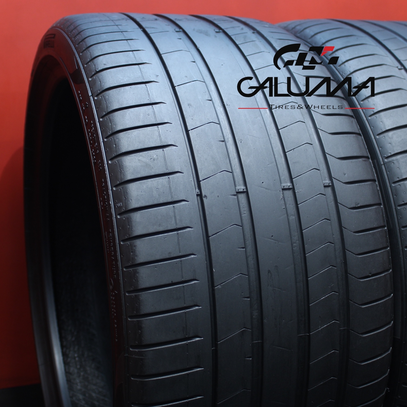 2X Tires Pirelli P Zero PZ4 315/30/22 315/30ZR22 3153022 107Y BENTLEY #69361