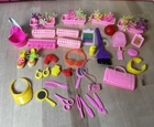 Lot Vintage Barbie Accessories, Flower Planters, Rollers, Reebok Shoes, Etc