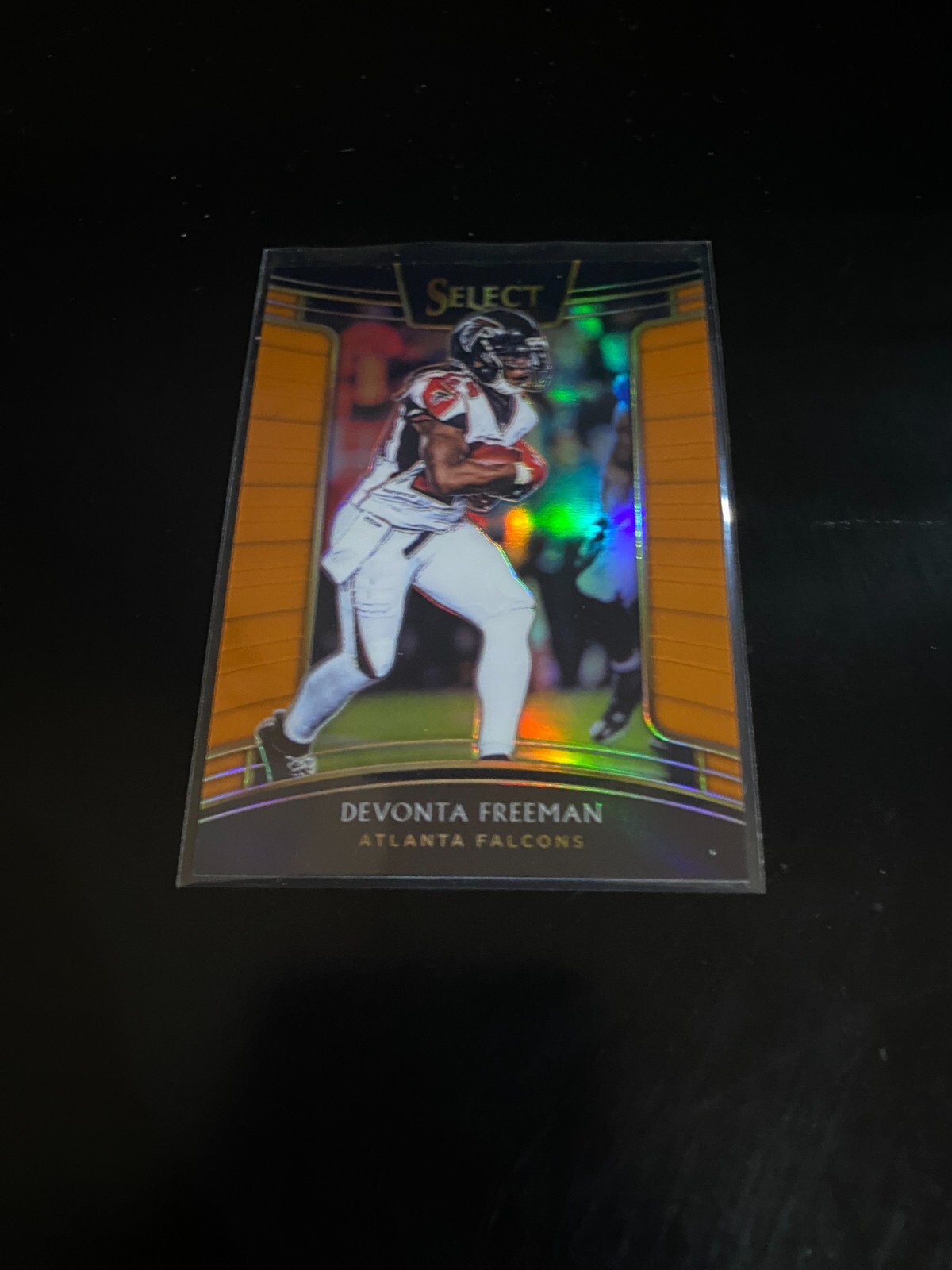 Devonta Freeman 2018 Select Concourse Orange Prizm /49 Falcons 56